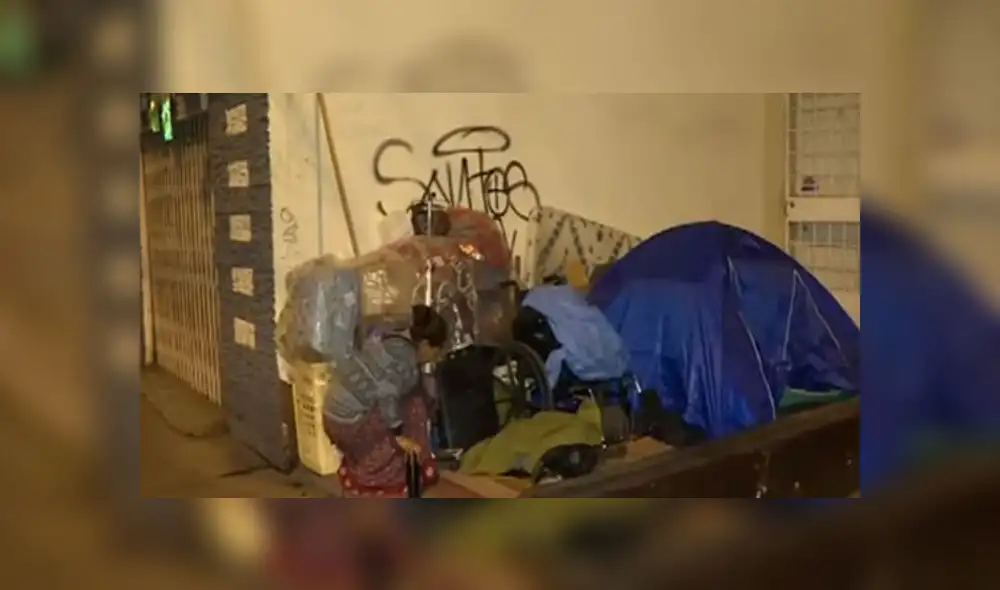 Adulto con tuberculosis vive en la calle junto a su madre en Jesús María. Créditos: Captura Panamericana Televisión.