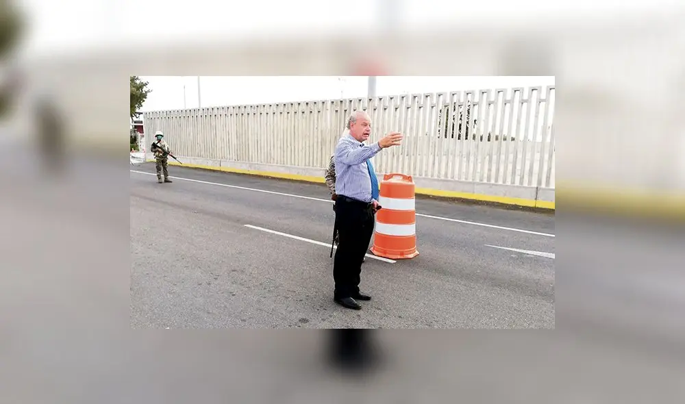 Cónsul Alejandro Gibbons. Cónsul Alejandro Gibbons.