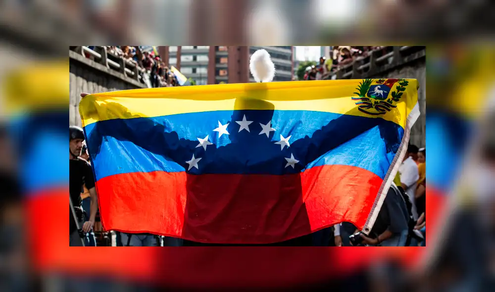 Oposición de Venezuela convoca paro en rechazo a medidas económicas de Maduro