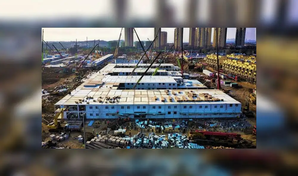 Hospital que se construyó en 10 días en China. Créditos: ArchDaily Perú. Hospital que se construyó en 10 días en China. Créditos: ArchDaily Perú.