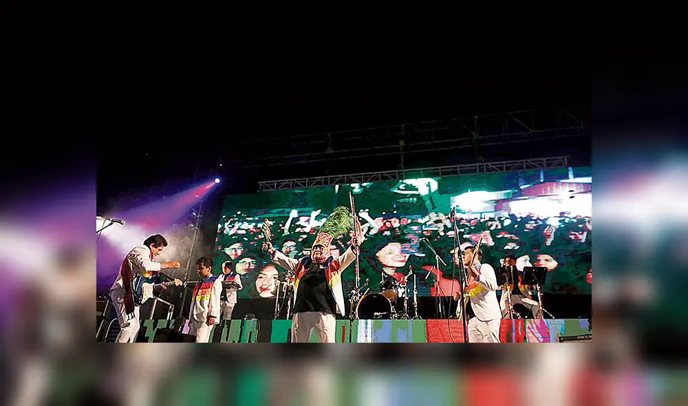 Los Shapis. Con Julio Simeón, su emblemático líder Los Shapis. Con Julio Simeón, su emblemático líder