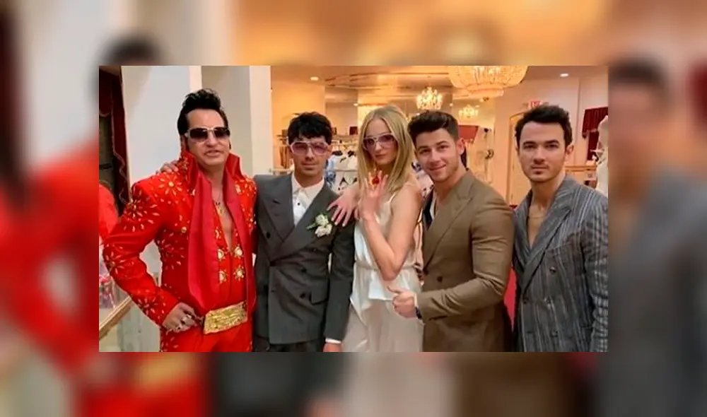 Sophie Turner y Joe Jonas más enamorados que nunca en París [FOTOS]