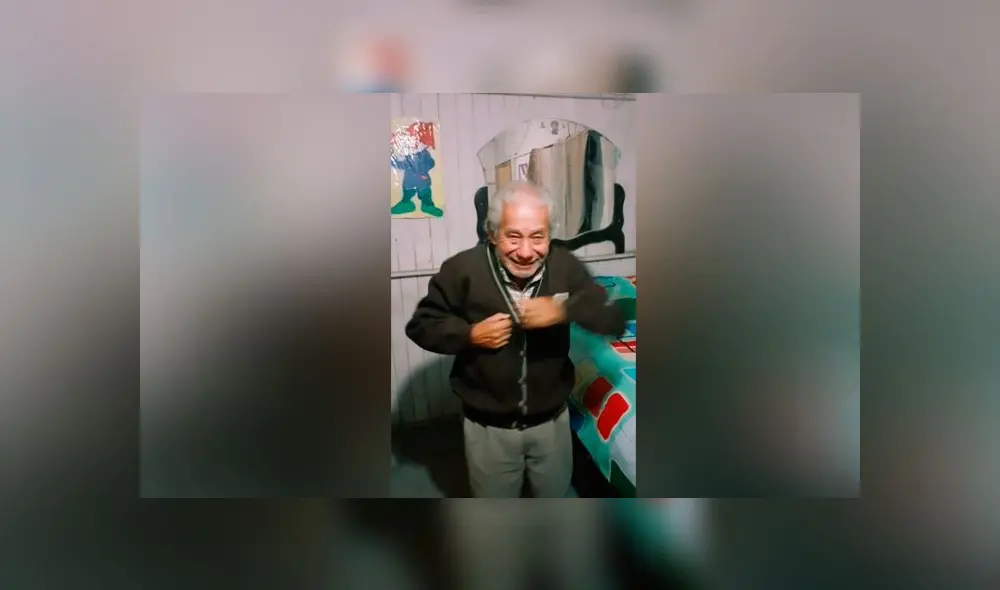 Desliza las imágenes para ver la divertida coreografía que hizo un anciano junto a su querida mascota. Foto: elabuemax/TikTok Desliza las imágenes para ver la divertida coreografía que hizo un anciano junto a su querida mascota. Foto: elabuemax/TikTok