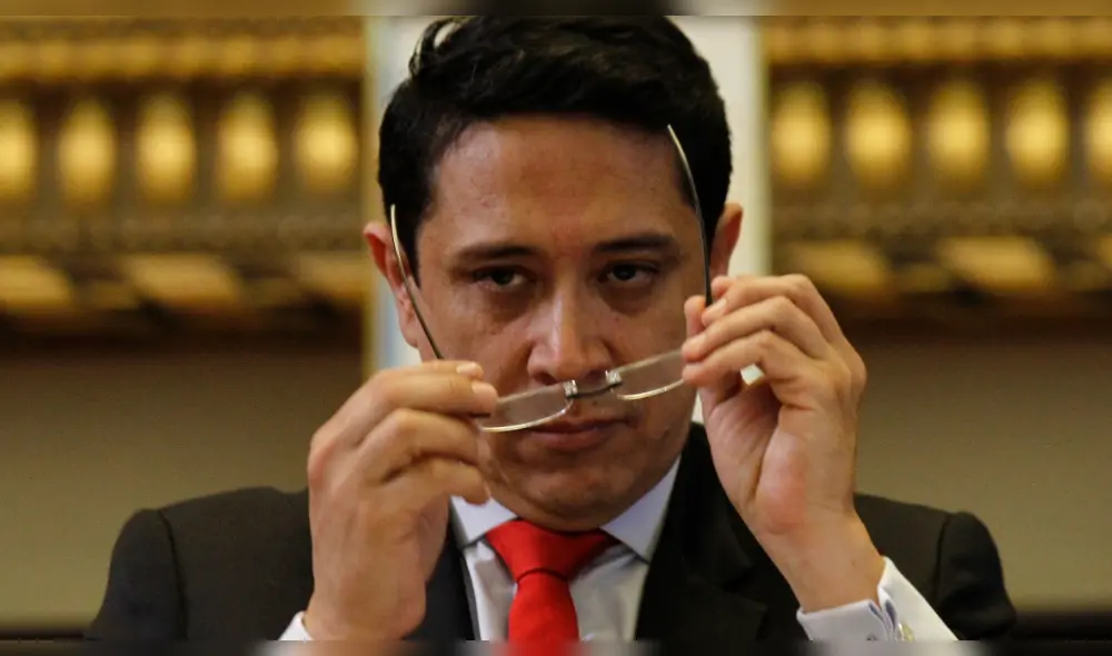 Los 18 congresistas que rechazaron acusación criminal y blindaron a César Hinostroza