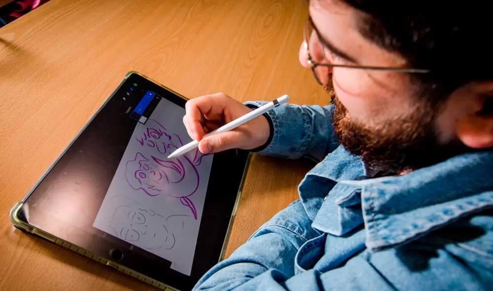 Yair Vurnbrand, el hombre detrás de las ilustraciones de El Búho. Foto: John Reyes/La República