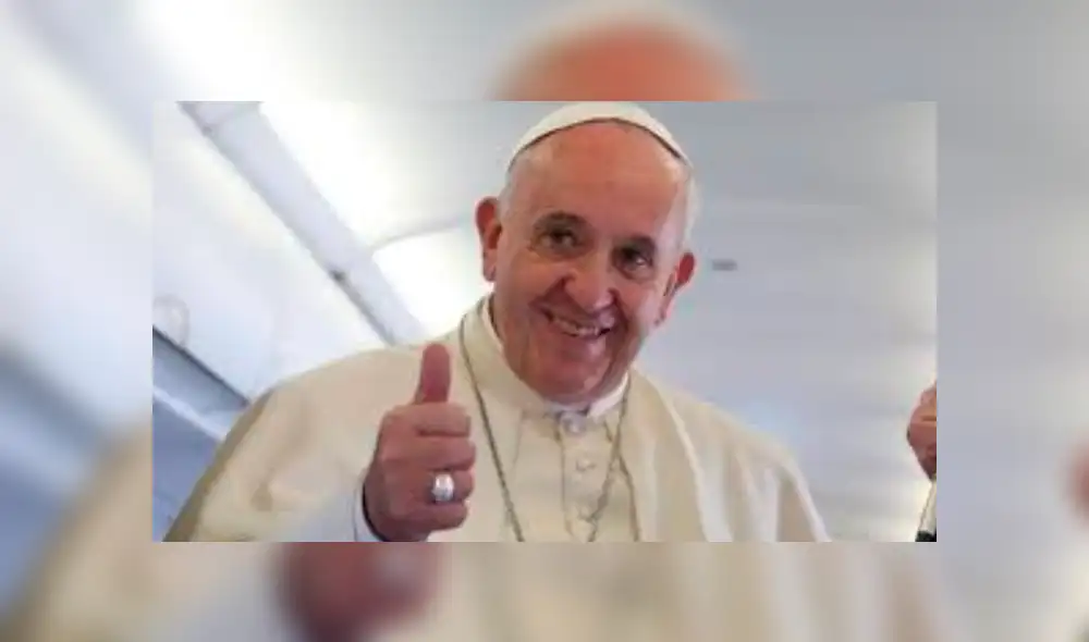 Papa Francisco, el hombre que domina las redes sociales con sus mensajes cortos