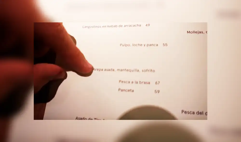 Desliza las fotografías para ver de qué está hecha esta arepa que se ofrece en un restaurante venezolano a un precio de S/67. Foto: Captura/Cholo Mena Desliza las fotografías para ver de qué está hecha esta arepa que se ofrece en un restaurante venezolano a un precio de S/67. Foto: Captura/Cholo Mena