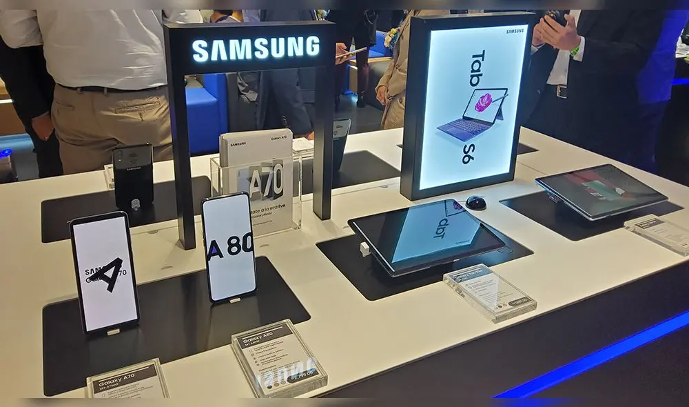 En un moderno espacio la firma intentará reparar más de 3 mil equipos al mes y cubrir la demanda de todo Lima. Foto: Daniel Robles En un moderno espacio la firma intentará reparar más de 3 mil equipos al mes y cubrir la demanda de todo Lima. Foto: Daniel Robles