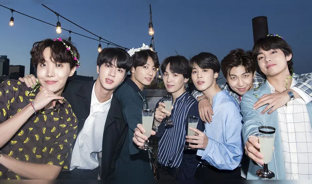 Desliza para ver más fotos de BTS. Créditos: Dispatch