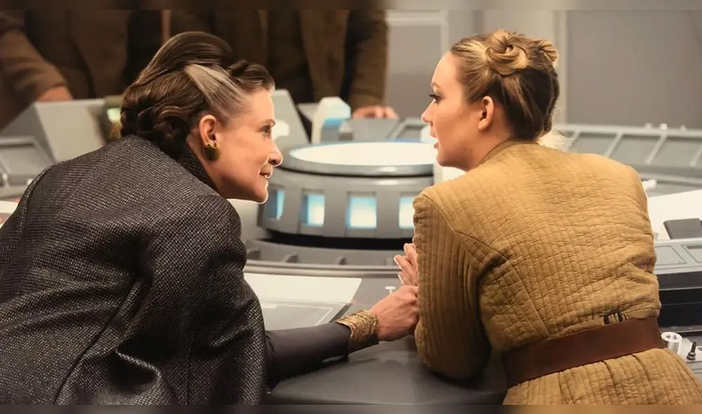 Billie Lourd, hija de Carrie Fisher, recuerda a su fallecida madre con emotiva canción Billie Lourd, hija de Carrie Fisher, recuerda a su fallecida madre con emotiva canción