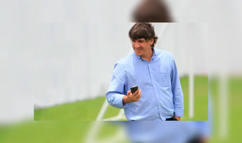 Jean Ferrari viajará al extranjero para fichar al próximo DT de Universitario Jean Ferrari viajará al extranjero para fichar al próximo DT de Universitario