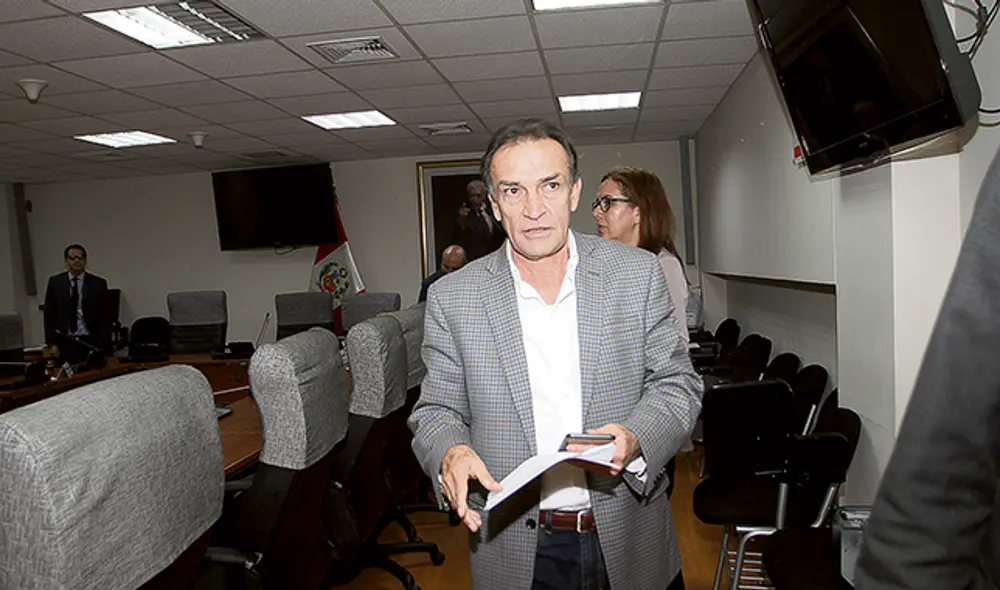 Fiscalía. Héctor Becerril integró organización que lucró con la adjudicación de obras públicas. (Foto: Virgilio Grajeda)