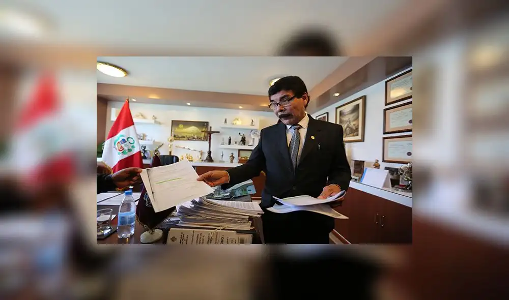 Situación de alcalde de Arequipa se complica más