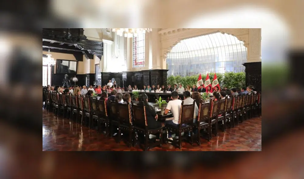 La próxima semana representantes del gobierno y familias se volverán a reunir. (Foto: PCM) La próxima semana representantes del gobierno y familias se volverán a reunir. (Foto: PCM)