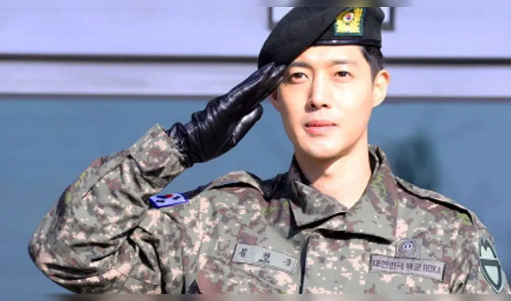Desliza para ver más fotos de Kim Hyun Joong.