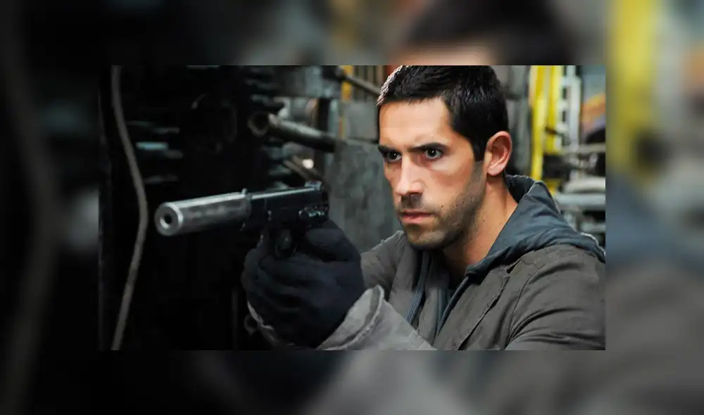 Batman: Scott Adkins se muestra como el 'Caballero de la Noche' en singular video