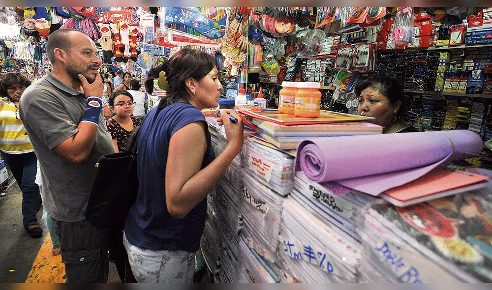 Trabajadores del sector público pueden solicitar crédito escolar de S/ 2.000