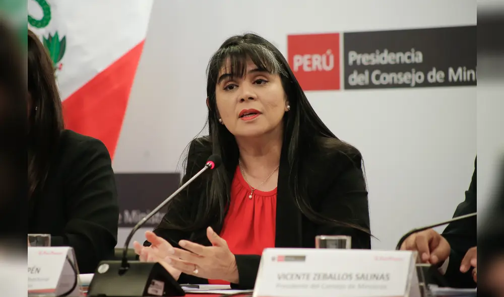 Úrsula Desilú León como vocera de la Comisión contra la COVID-19, en marzo de este año. Foto: La República. Úrsula Desilú León como vocera de la Comisión contra la COVID-19, en marzo de este año. Foto: La República.