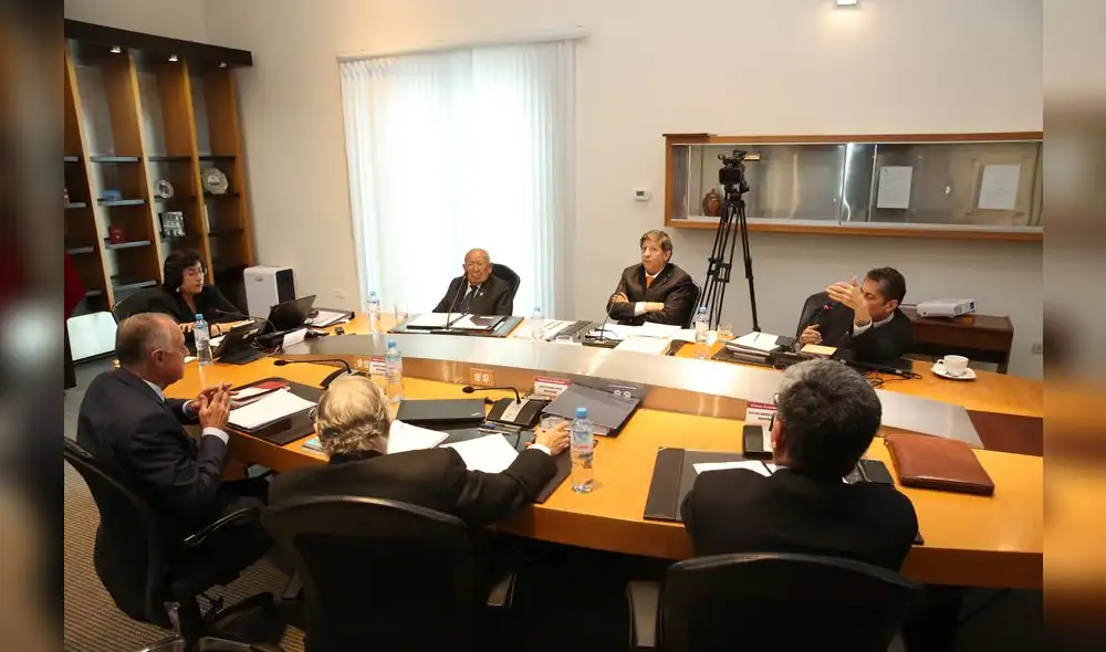 TC declaró infundada demanda competencial contra el Poder Ejecutivo por la disolución del Congreso