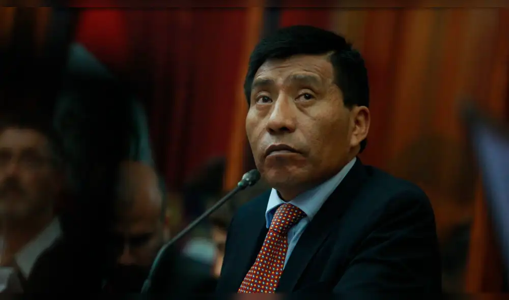 Moisés Mamani: Aeromoza denunció a fujimorista por tocamientos indebidos