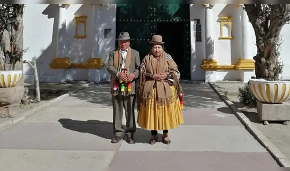 Bolivia. Los esposos Carlos Calle y Ruth Ignacio decidieron invertir sus ahorros en pagar recibos de electricidad de 700 familias Bolivia. Los esposos Carlos Calle y Ruth Ignacio decidieron invertir sus ahorros en pagar recibos de electricidad de 700 familias