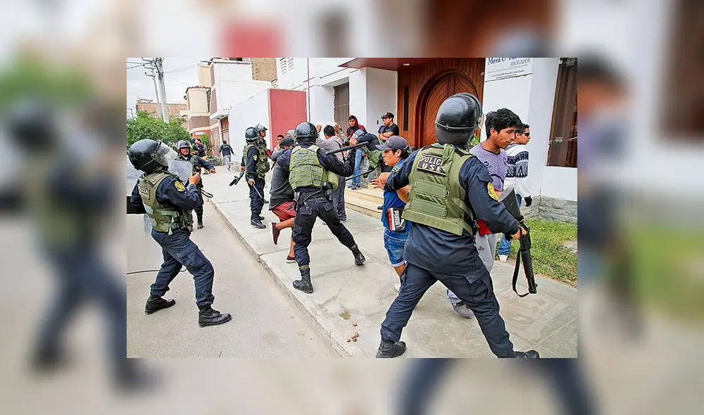 Trece detenidos por rechazar norma que afecta a mototaxistas