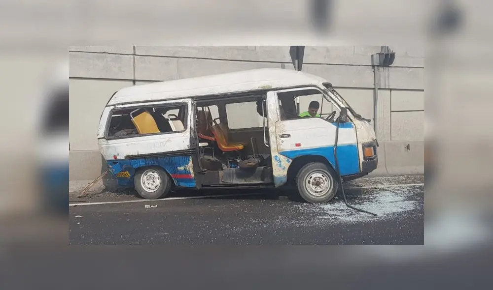 Según un taxista que presenció el accidente, el chofer del camión perdió el control luego que un auto invadiera su carril. (Foto: URPI - GLR) Según un taxista que presenció el accidente, el chofer del camión perdió el control luego que un auto invadiera su carril. (Foto: URPI - GLR)