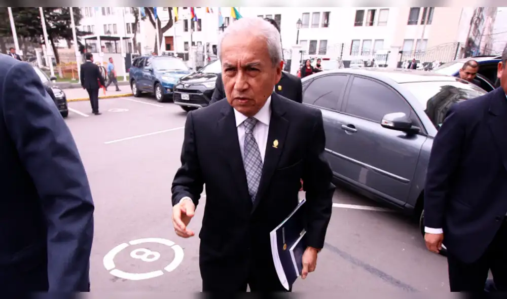 Pedro Chávarry se enorgullece de su desaprobación en las encuestas Pedro Chávarry se enorgullece de su desaprobación en las encuestas