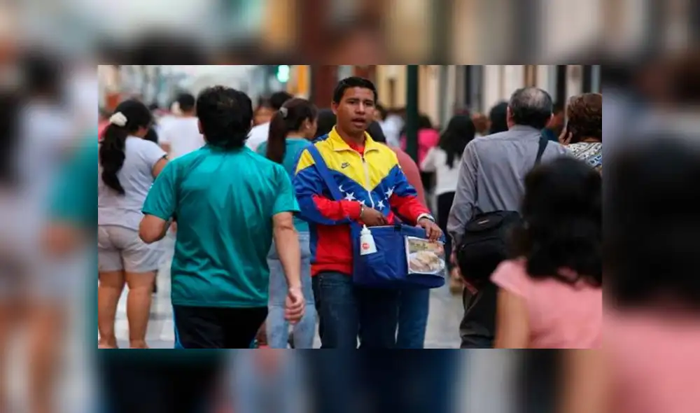 Más de 40 venezolanos ambulantes fueron desalojados del Centro Histórico de Arequipa Más de 40 venezolanos ambulantes fueron desalojados del Centro Histórico de Arequipa