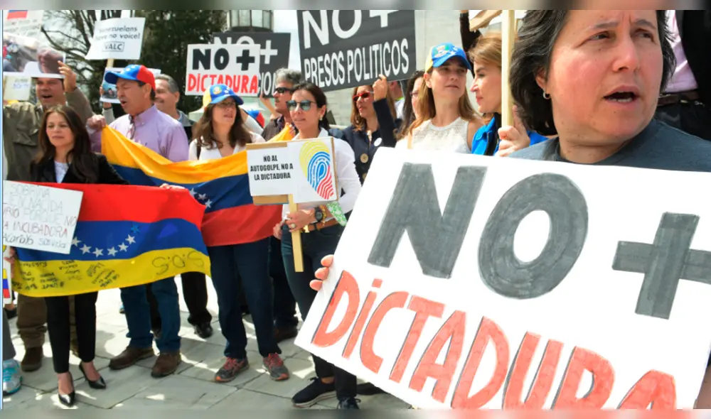 Exilio venezolano protesta en Miami contra "boliburgueses" y "enchufados"