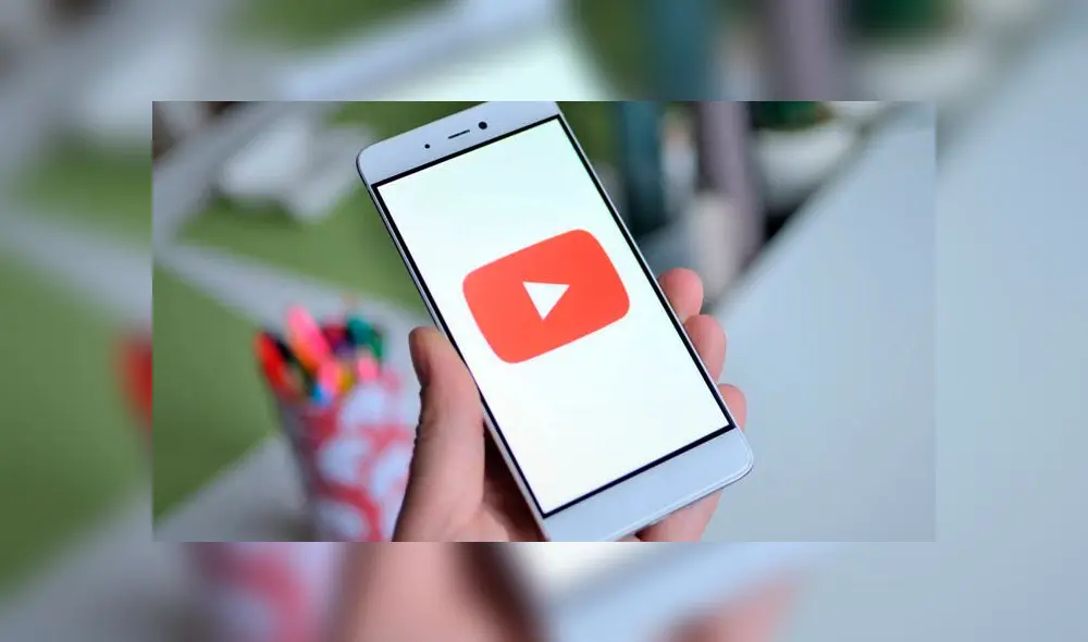 Si tienes un iPhone o un iPad, te recomendamos que descargues la app Dolphin, para escuchar YouTube en segundo plano.