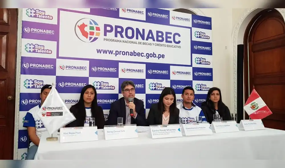 Beca 18: A partir de ahora se podrá postular desde el quinto de secundaria [VIDEO]