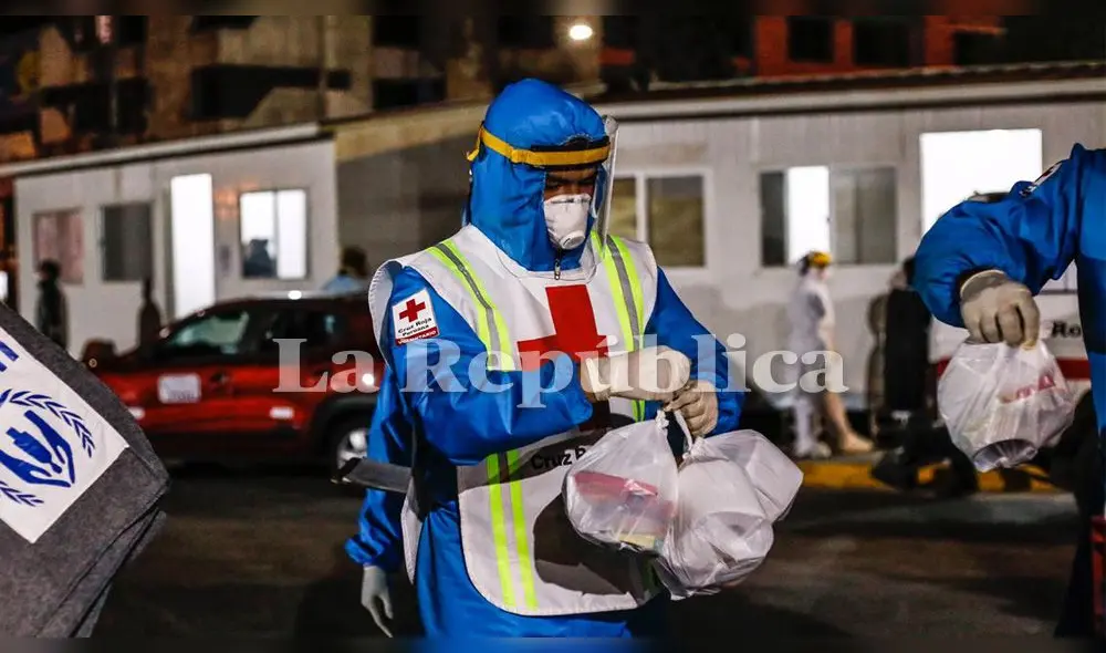 Cruz Roja en Arequipa lleva ayuda a pacientes con coronavirus en hospitales.