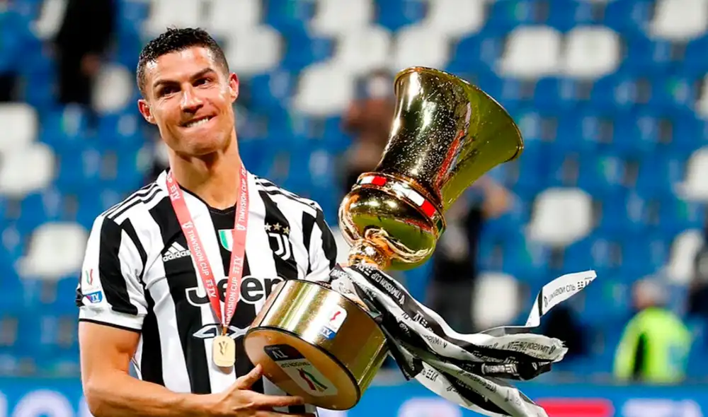 Cristiano Ronaldo celebra el título de la Copa Italia tras vencer a la Atalanta. Foto: EFE Cristiano Ronaldo celebra el título de la Copa Italia tras vencer a la Atalanta. Foto: EFE
