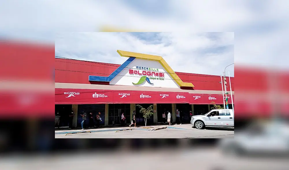 cerrados. Desde el 16 de marzo, mercadillos y centros comerciales de la ciudad no atienden al público por la cuarentena.