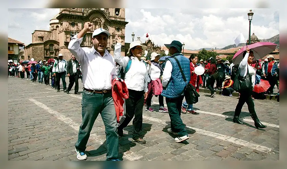 Alcalde de Cusco pide suspender protestas durante fiestas 