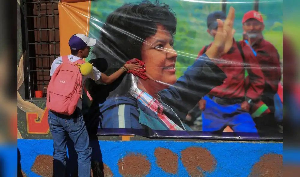 Acusan a 16 personas por fraude en hidroeléctrica Acusan a 16 personas por fraude en hidroeléctrica