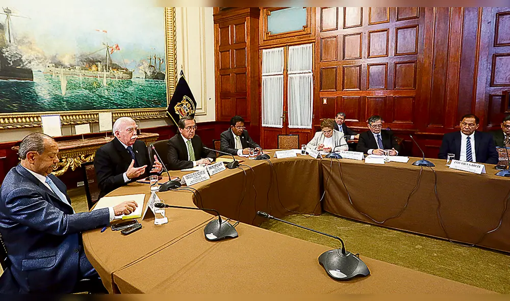 Fujimorismo inicia campaña contra fiscal José Domingo Pérez