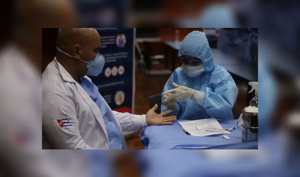 Médicos extranjeros son colegiados en el país y cuentan con el título profesional validado por Sunedu. (Foto: EsSalud)