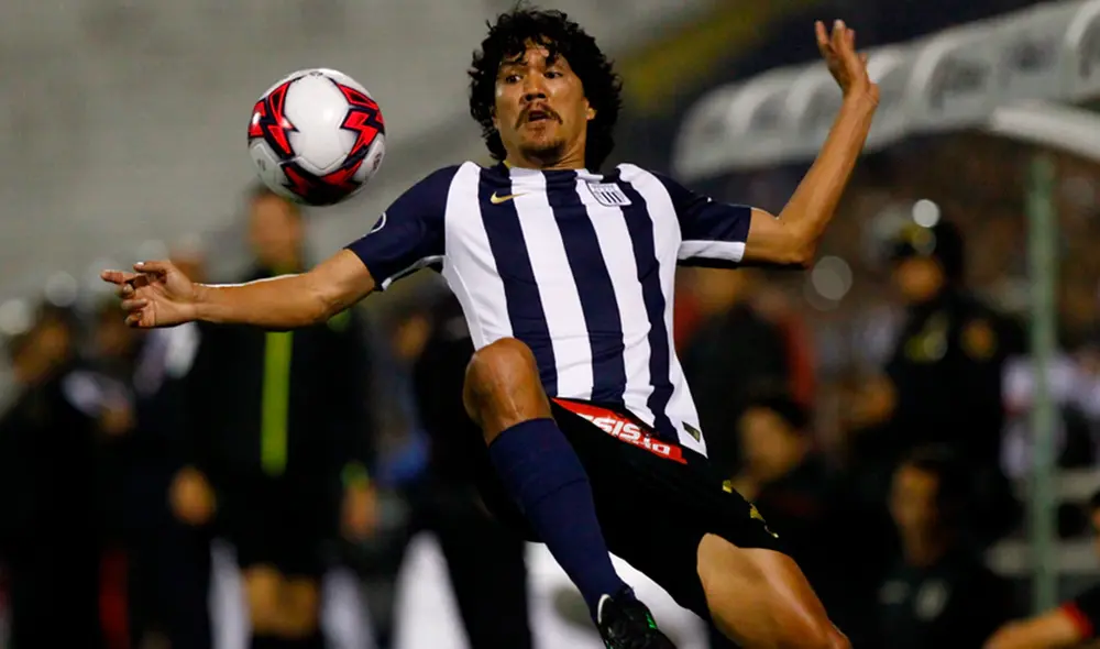 Óscar Vílchez, fue jugador de Alianza Lima.