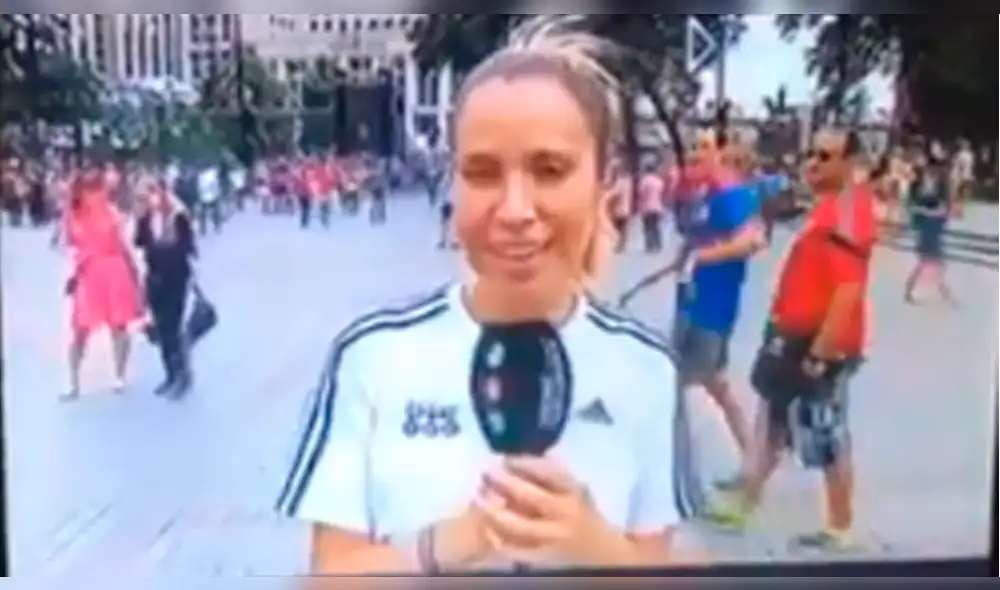 Rusia 2018: Desconocido besa a periodista española en vivo y se corre [VIDEO]