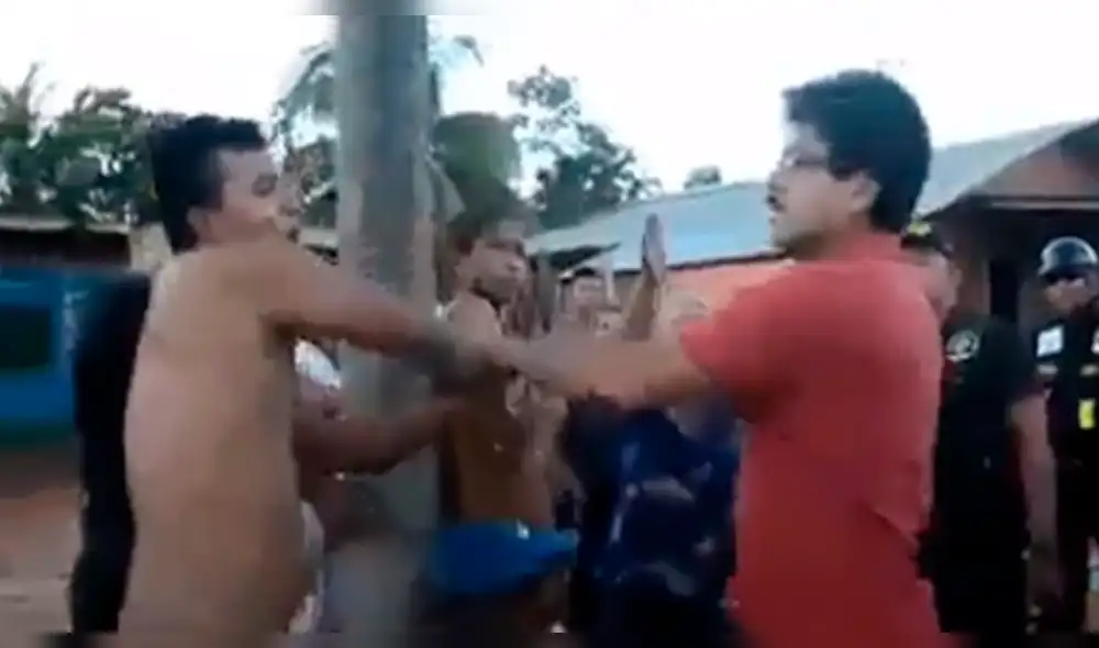 Facebook viral: lo confunden con ladrón y recibe tremenda golpiza de un furioso poblador [VIDEO]