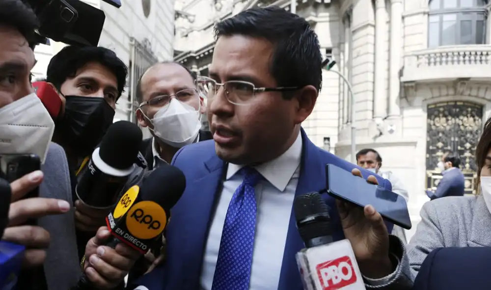 El abogado de la primera dama aseguró que Lilia Paredes tiene toda la predisposición de colaborar con la Fiscalía. Foto: Marco Cotrina / La República El abogado de la primera dama aseguró que Lilia Paredes tiene toda la predisposición de colaborar con la Fiscalía. Foto: Marco Cotrina / La República