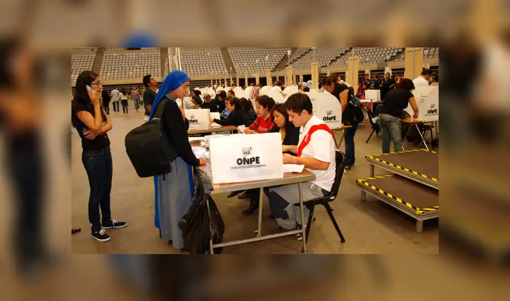 Peruanos en el extranjero pueden conocer sus locales de votación en página web de la ONPE. Créditos: La República. Peruanos en el extranjero pueden conocer sus locales de votación en página web de la ONPE. Créditos: La República.