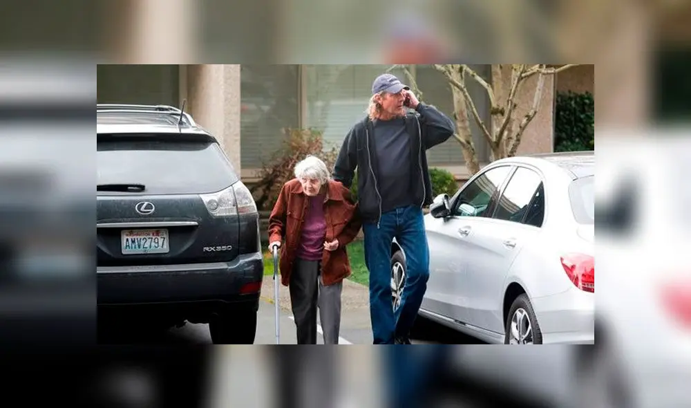 Captan a ancianos comunicándose a través de un vidrio por coronavirus [FOTOS]