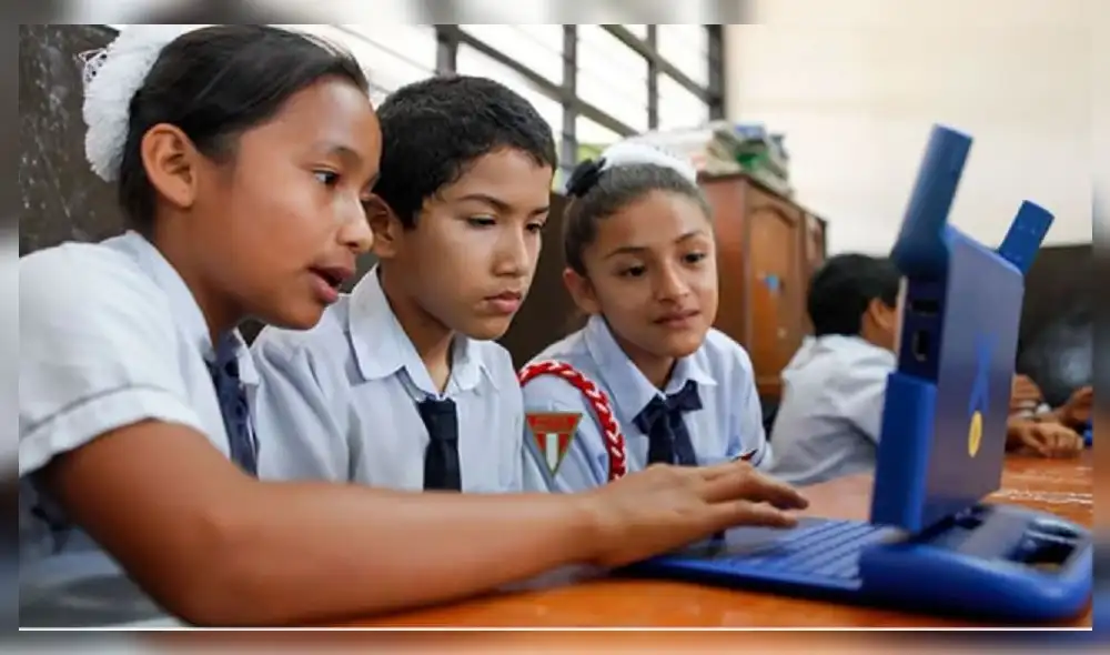 Estudiantes no cuentan con equipos para acceder a clases virtuales. Foto: La República. Estudiantes no cuentan con equipos para acceder a clases virtuales. Foto: La República.