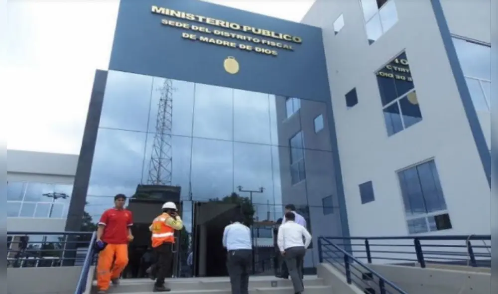 La red criminal tenía contactos en la Sunat, el Ministerio Público y la Policía de Madre de Dios. Foto: El Popular La red criminal tenía contactos en la Sunat, el Ministerio Público y la Policía de Madre de Dios. Foto: El Popular
