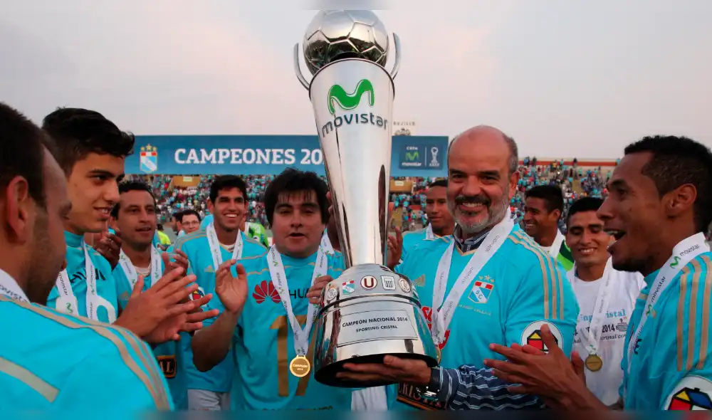 Presidente de Sporting Cristal arremetió contra las bases de la ADFP y Alianza Lima