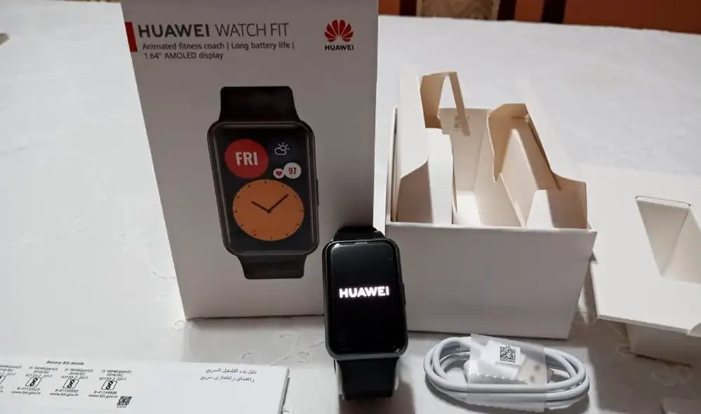 El Huawei Watch Fit funciona con conexión bluethoot y la app Huawei Health. Foto: Jose Santana
