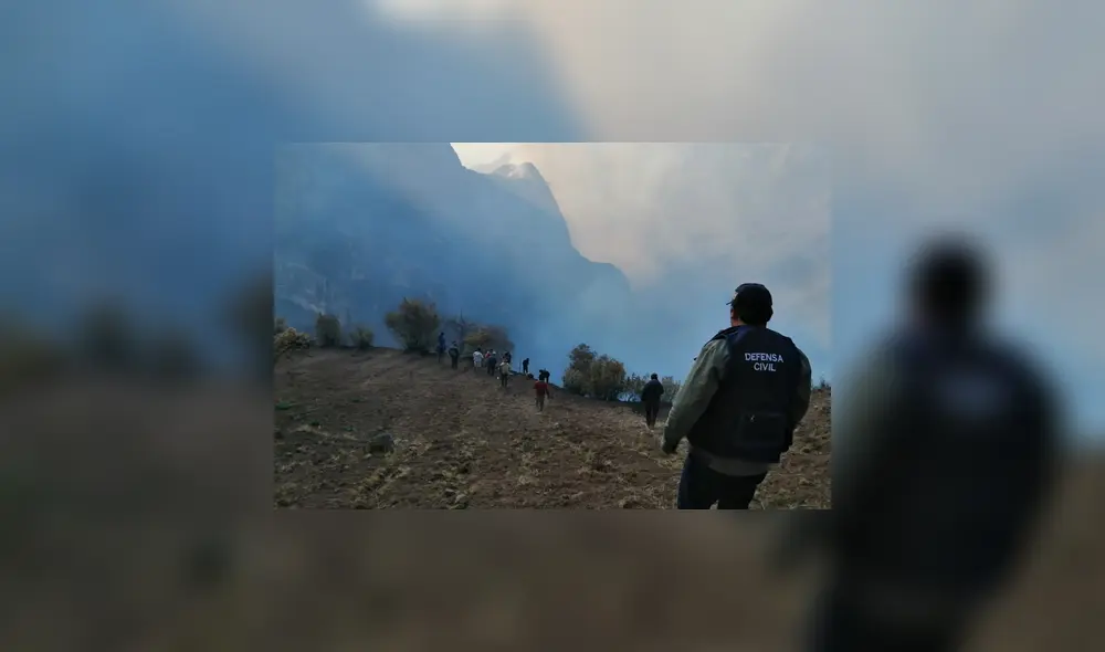 Ejército enviará brigadas para controlar incendio forestal en Áncash